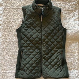 Market and Spruce Quilted Puffer Vest